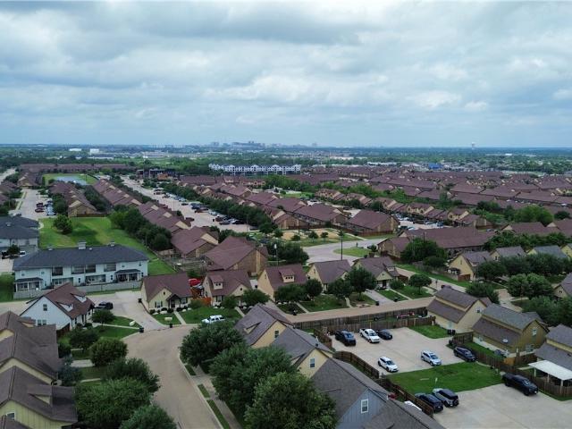 House for sale in The Barracks Townhomes, College Station