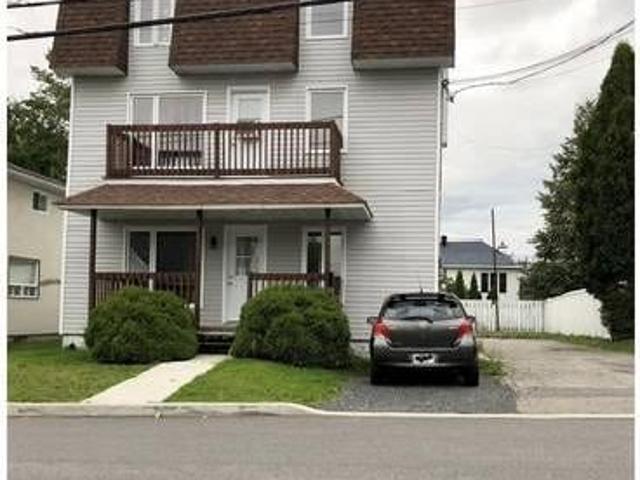 House for sale in Alma, Quebec