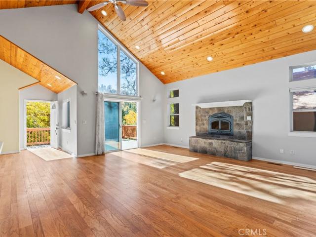 House for sale in Green Valley Lake, California