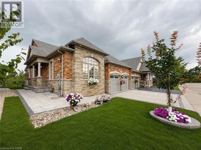House for sale in Oakville, Ontario
