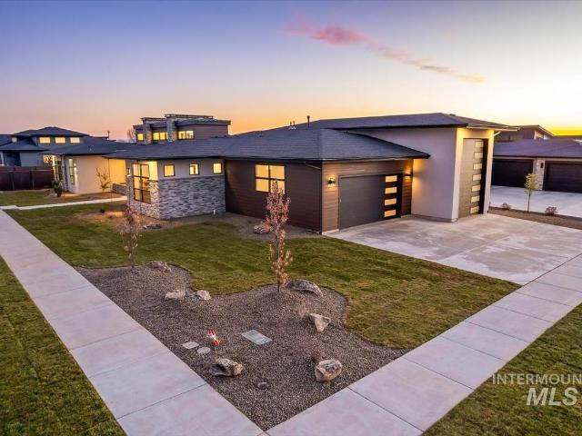 House for sale in Torchlight Estates, Star