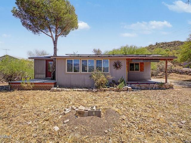 House for sale in Black Canyon City, Arizona