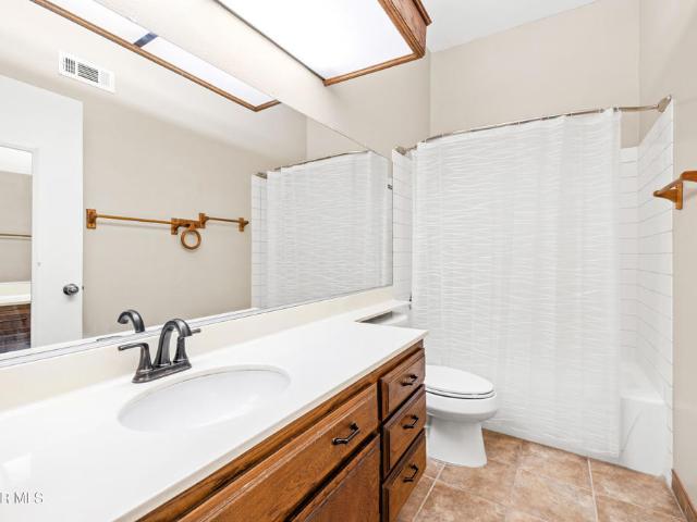 Condo for sale in Simi Valley, California