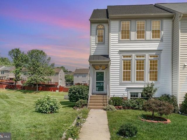 Townhouse for sale in Virginia