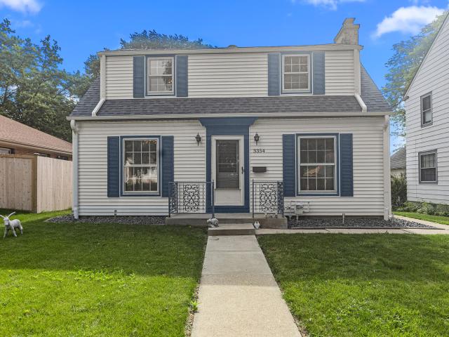 House for sale in Greenfield Park, Wisconsin