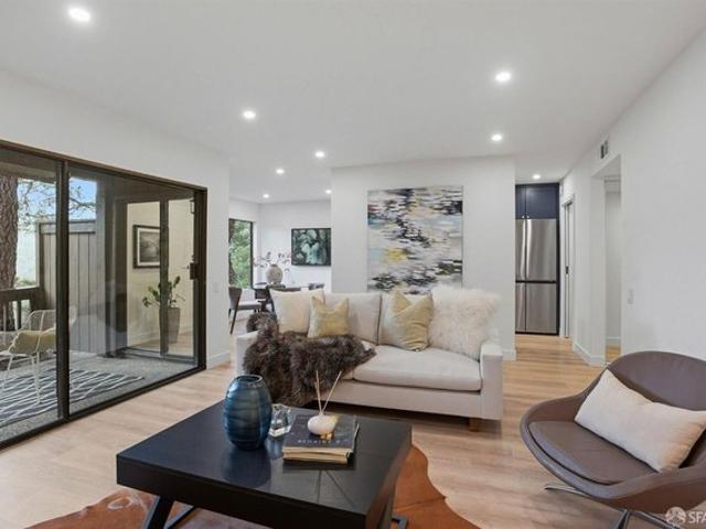 Condo for sale in San Mateo, California