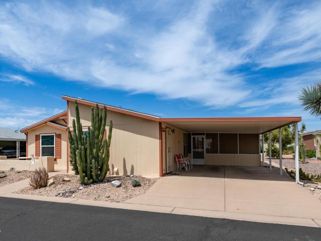 House for sale in Apache Junction, Arizona