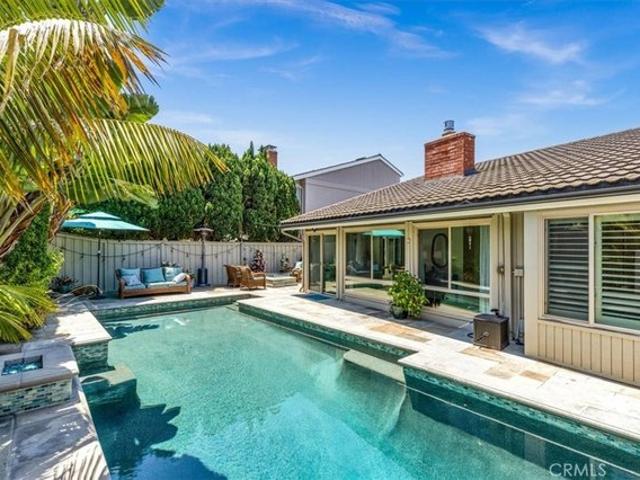 Townhouse for sale in Capistrano Beach, California