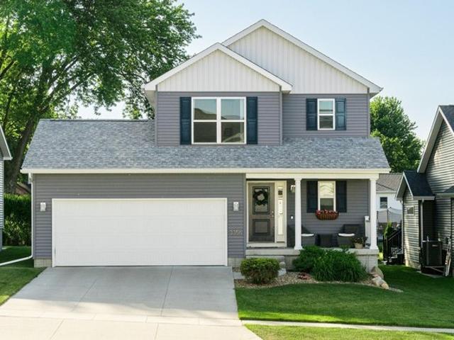 House for sale in Waterloo, Iowa