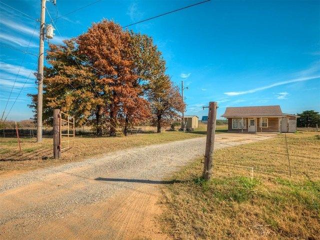 House for sale in Mcloud, Oklahoma