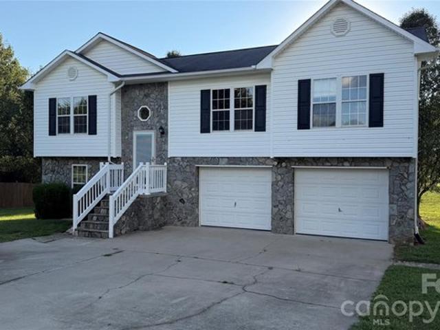 House for sale in Hudson, North Carolina