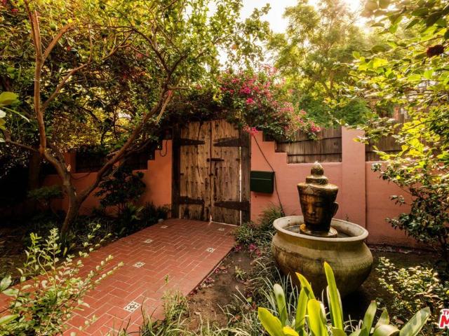 House for sale in Hollywood Hills, Los Angeles