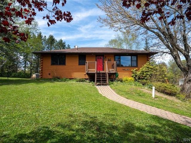 House for sale in Holland, New York