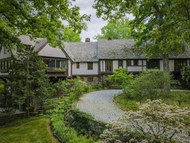 House for sale in Ossining, New York