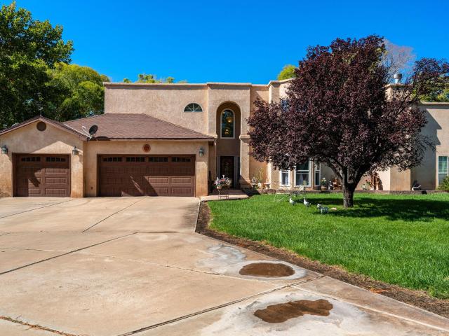 House for sale in Bosque Farms, Valencia County