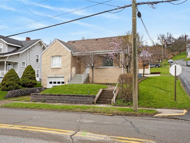 House for sale in Houston, Pennsylvania
