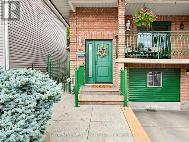 House for sale in Ancaster, Ontario