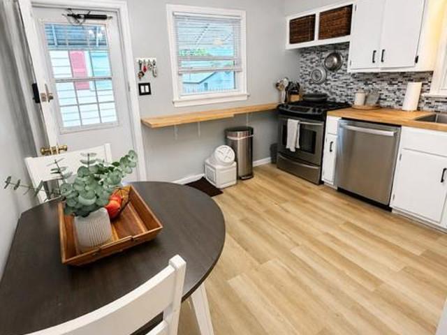 House for sale in Middlesex, New Jersey