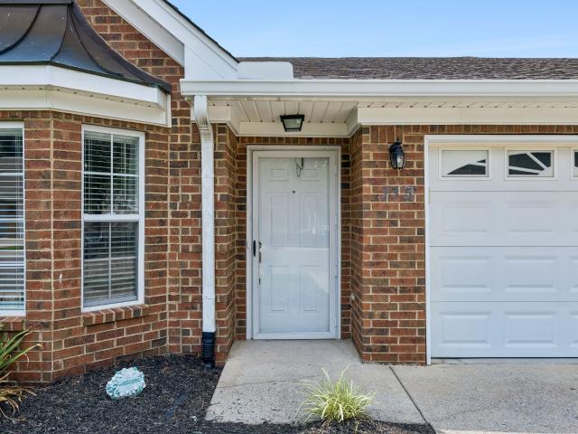Townhouse for sale in River Shores, Murfreesboro