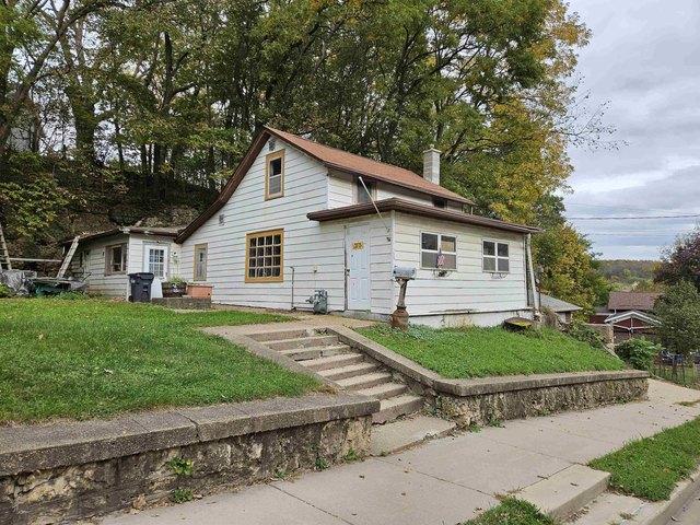 House for sale in Galena, Jo Daviess County