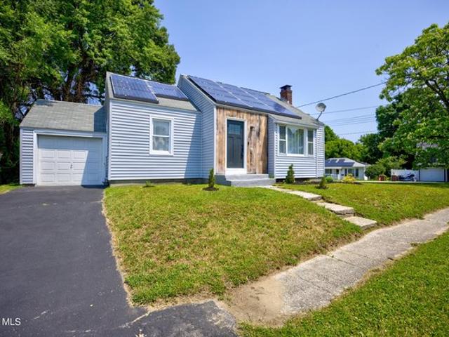 House for sale in Rensselaer, New York