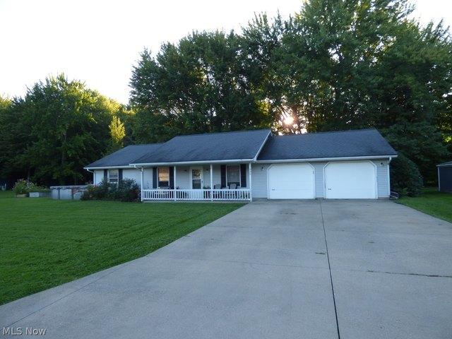 House for sale in Andover, Ohio