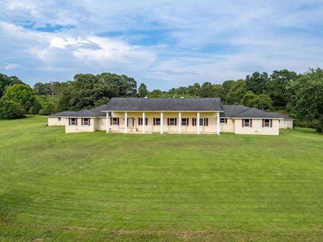 House for sale in Attalla, Etowah County