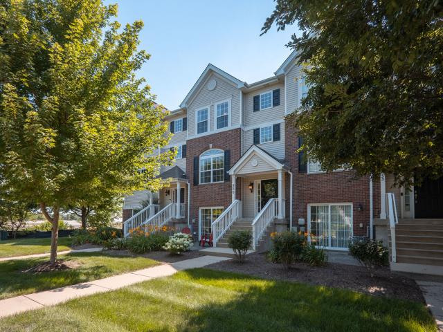 Townhouse for sale in Oswego, Illinois