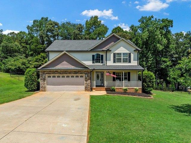 House for sale in Lyman, South Carolina