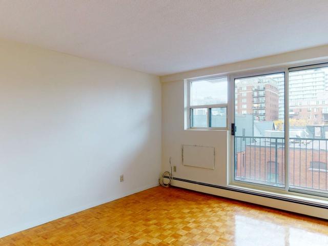 Apartment for rent in Mulhurst Bay, Ontario