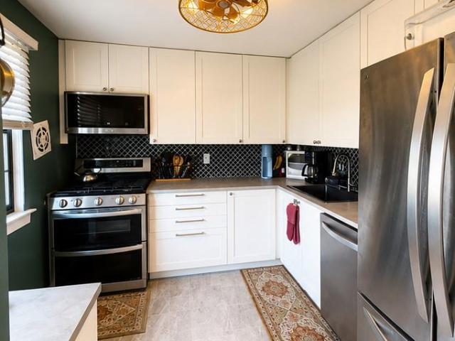 Condo for sale in Babylon, New York