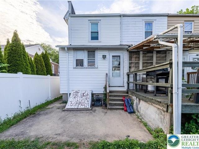 Townhouse for sale in Lehigh, Pennsylvania