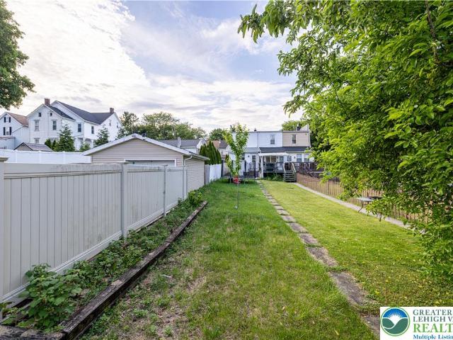 Townhouse for sale in Lehigh, Pennsylvania