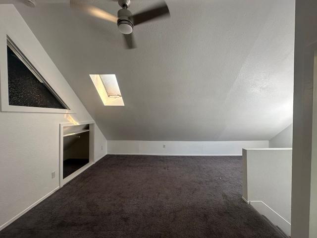 Apartment for rent in Long Beach, California