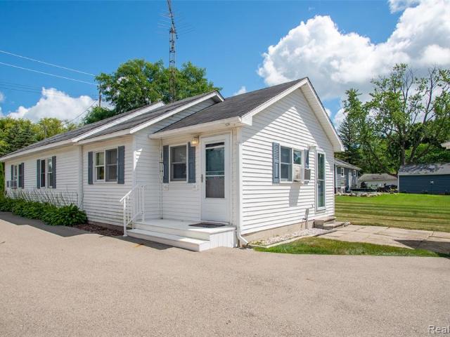 House for sale in Lapeer, Michigan