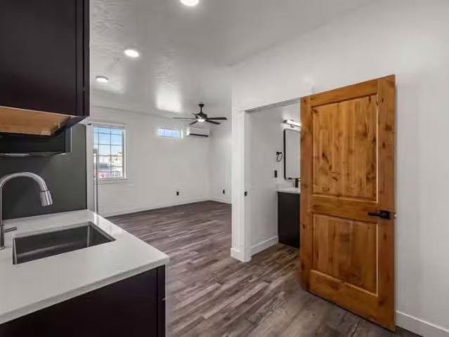 Condo for sale in Redmond
