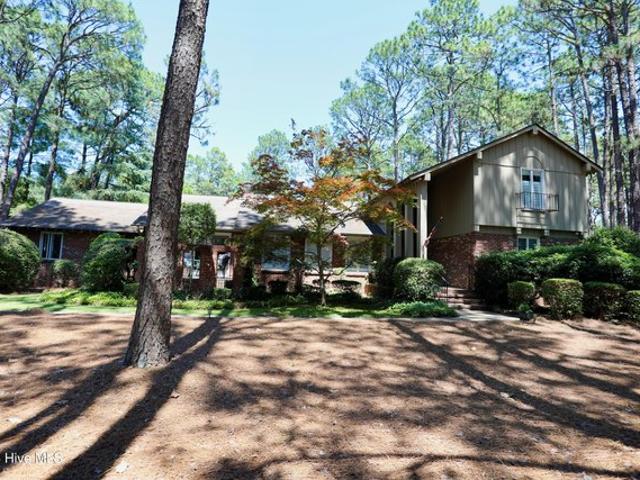 House for sale in Southern Pines, North Carolina