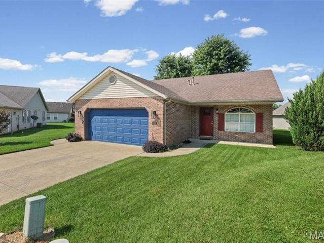 House for sale in Shiloh, Illinois