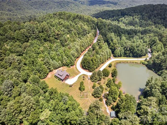 House for sale in Saluda, North Carolina