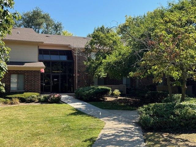 Condo for sale in Grayslake, Illinois