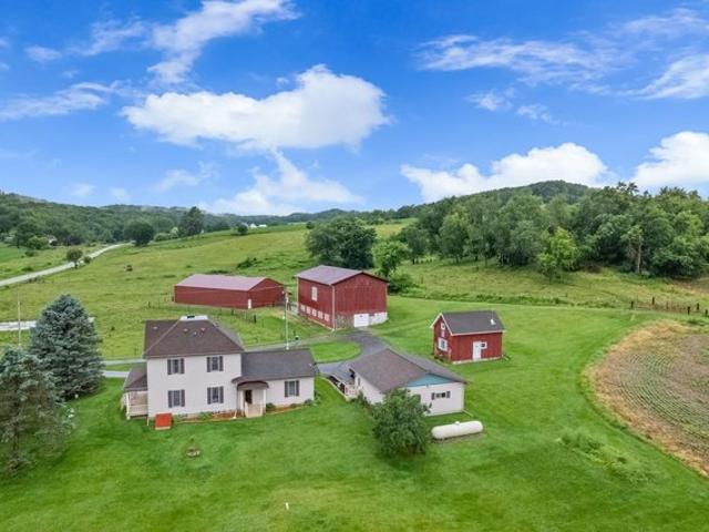 Farm for sale in Juneau, Wisconsin