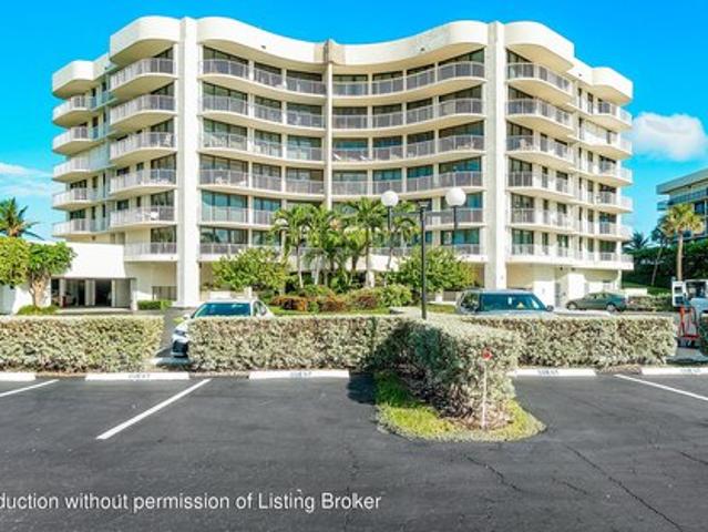 Condo for sale in Palm Beach, Palm Beach County