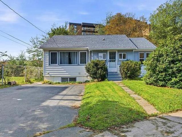 House for sale in Bayers Westwood Community, Halifax