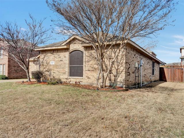 House for sale in Hudson Crossing, Sachse