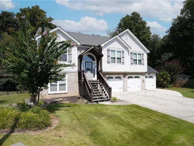 House for sale in Buford, Gwinnett County
