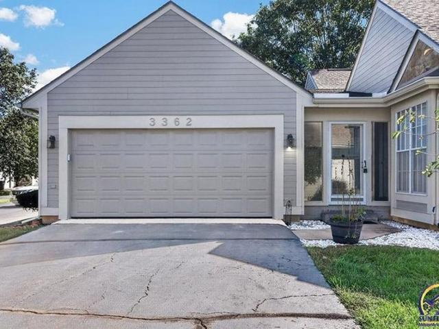 House for sale in Prairie Trace, Topeka