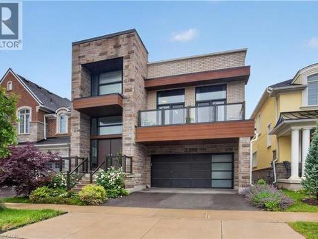 House for sale in Oakville, Ontario