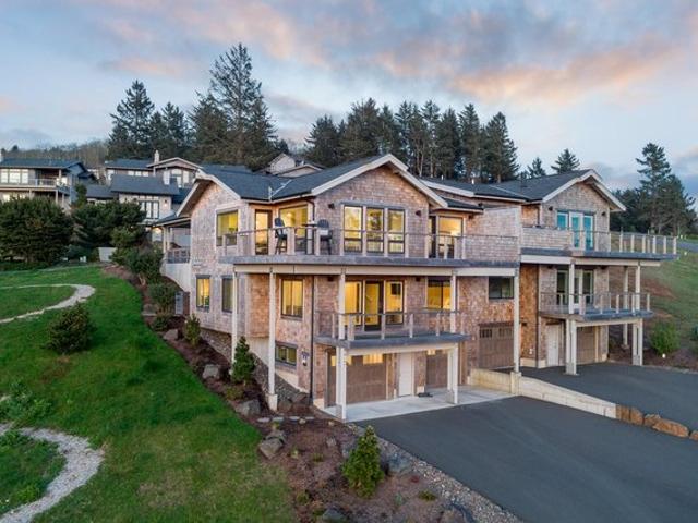 Townhouse for sale in Oregonia