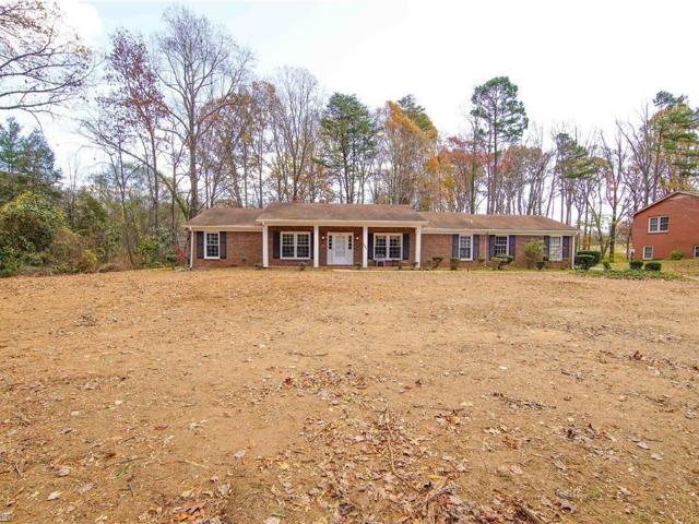 House for sale in Pfafftown, North Carolina