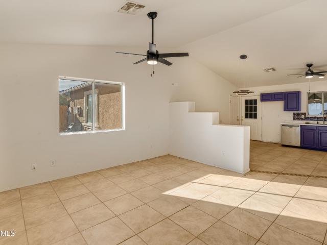 House for sale in Black Canyon City, Arizona
